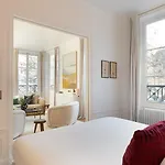 Apartment Pick A Flat's In Saint Germain Des Prés - Rue Furstemberg Paris